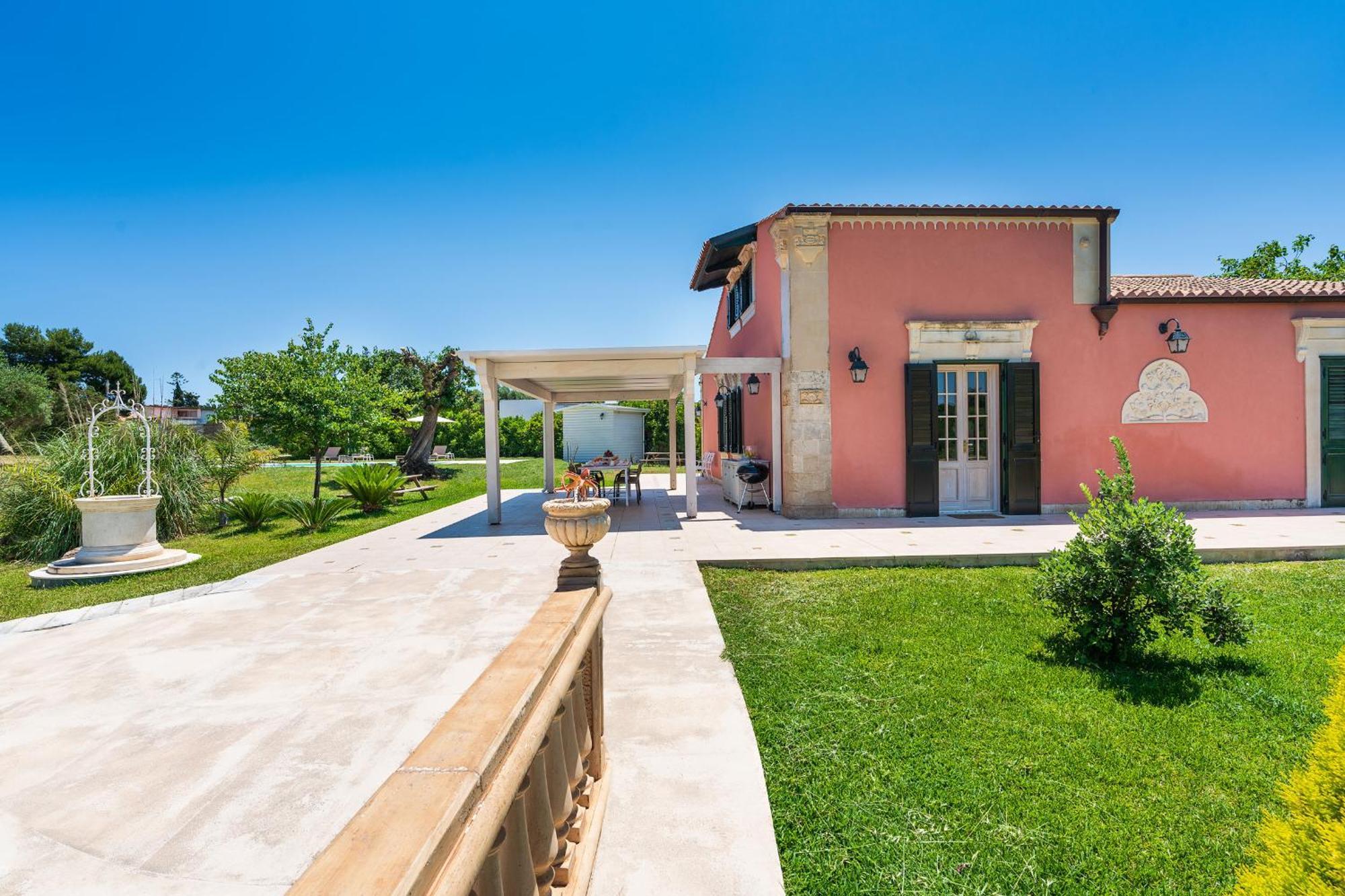 Gira Sole Villa Fontane Bianche Exterior foto